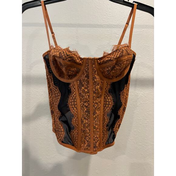 UO Out From Under Modern Love Lace Corset Cinnamon Black Small - Picture 2 of 5